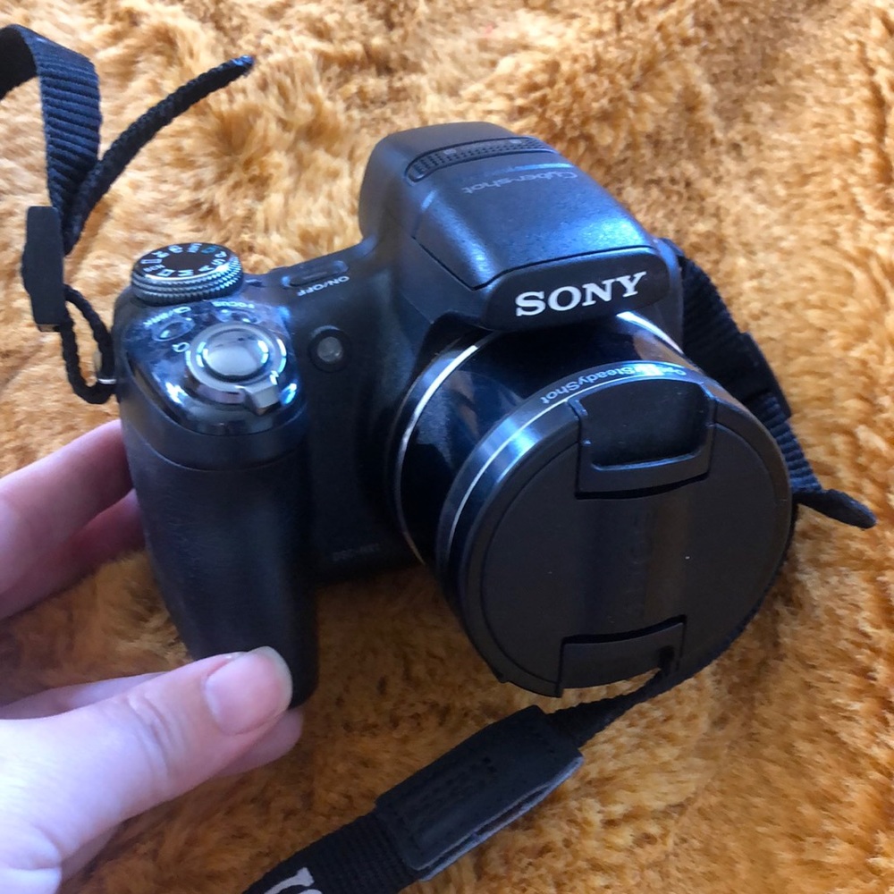 Sony DSC-HX1 Digital Still Camera Cyber shot optical steady shot with bag